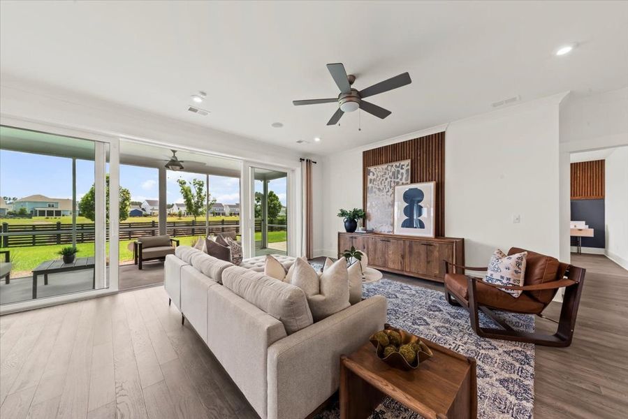 Representative furnished interior of a home built from the Northridge by Pulte Homes in Long Savanna, Charleston (Image 11).