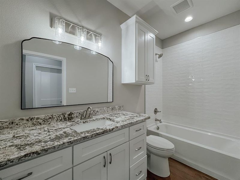 Furnished interior view inside a new home in , Corsicana (Image 13). Furnished interior view inside a new home in , Corsicana (Image 13).