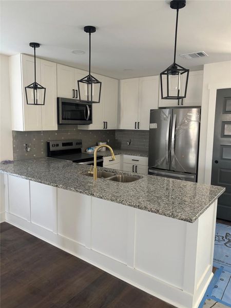 Furnished interior view inside a new home in , Navasota (Image 5).