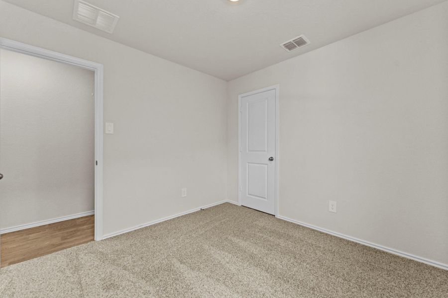 Spacious, unfurnished interior of a new home in Sunset Oaks, Maxwell (Image 15). Spacious, unfurnished interior of a new home in Sunset Oaks, Maxwell (Image 15).