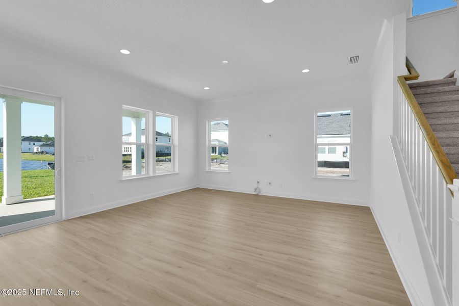 Spacious, unfurnished interior of a new home in Reflections at Nocatee, Ponte Vedra (Image 11).