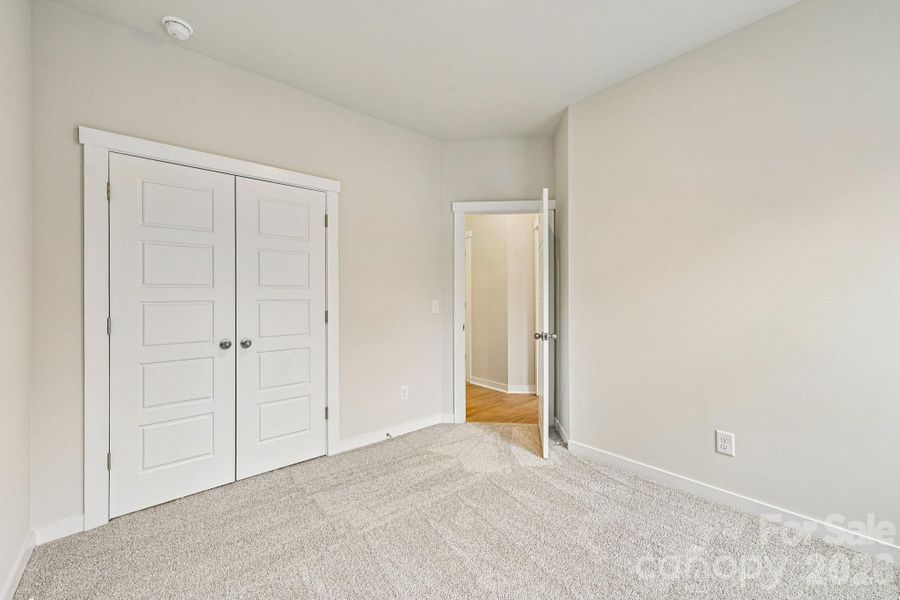 Spacious, unfurnished interior of a new home in Vanguard at Vermillion, Huntersville (Image 29).