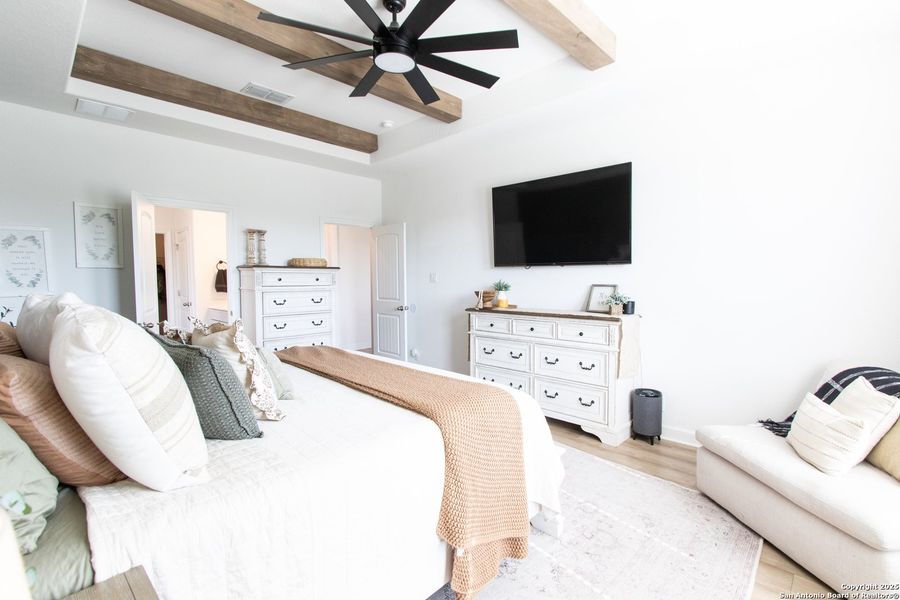 Furnished interior view inside a new home in , Spring Branch (Image 24). Furnished interior view inside a new home in , Spring Branch (Image 24).