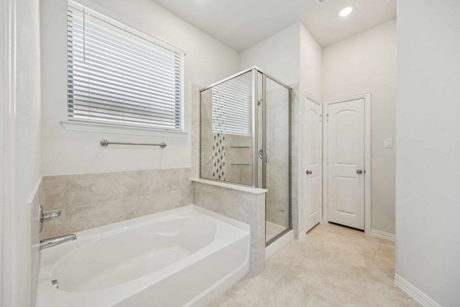 Furnished interior view inside a new home in Solterra Texas, Mesquite (Image 7).