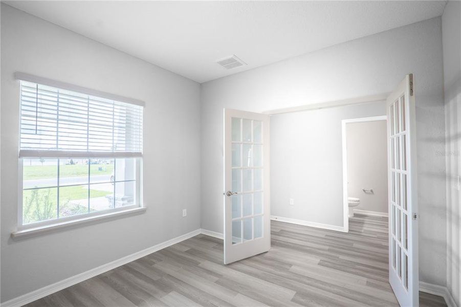 Spacious, unfurnished interior of a new home in Copperleaf, Ocala (Image 10).