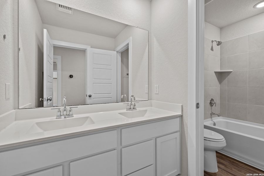 Furnished interior view inside a new home in Park Place, New Braunfels (Image 6).