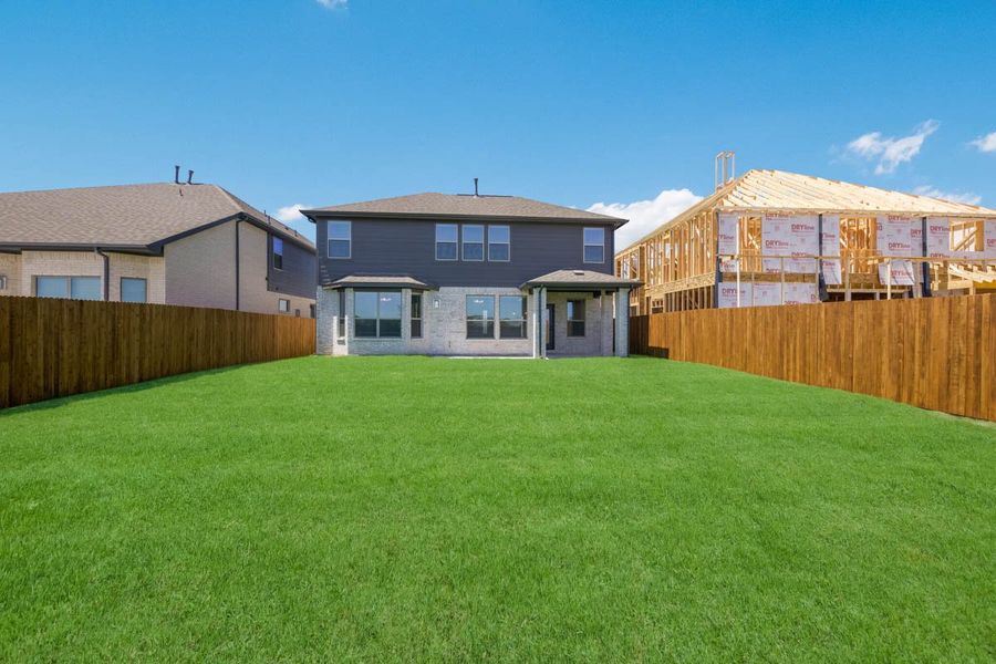 Image 25 of a home in Las Lomas. Image 25 of a home in Las Lomas.