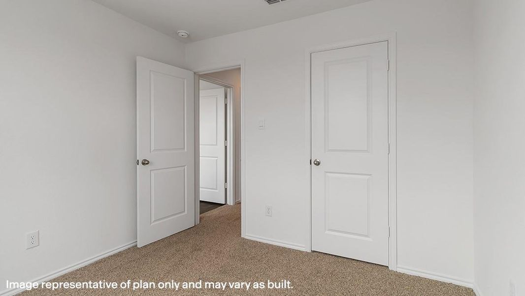 Spacious, unfurnished interior of a new home in Garver Heights, Houston (Image 9). Spacious, unfurnished interior of a new home in Garver Heights, Houston (Image 9).