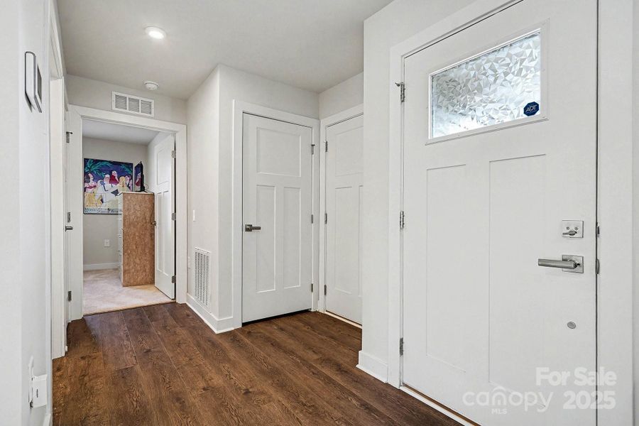 Spacious, unfurnished interior of a new home in , Lancaster (Image 20). Spacious, unfurnished interior of a new home in , Lancaster (Image 20).