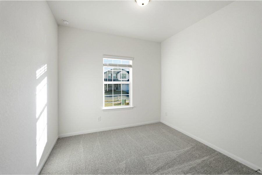Spacious, unfurnished interior of a new home in Notting Hill, Converse (Image 25).