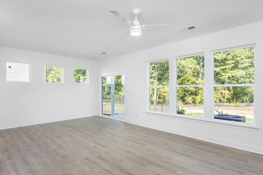 Spacious, unfurnished interior of a new home in Running Brook Townes, Durham (Image 11).