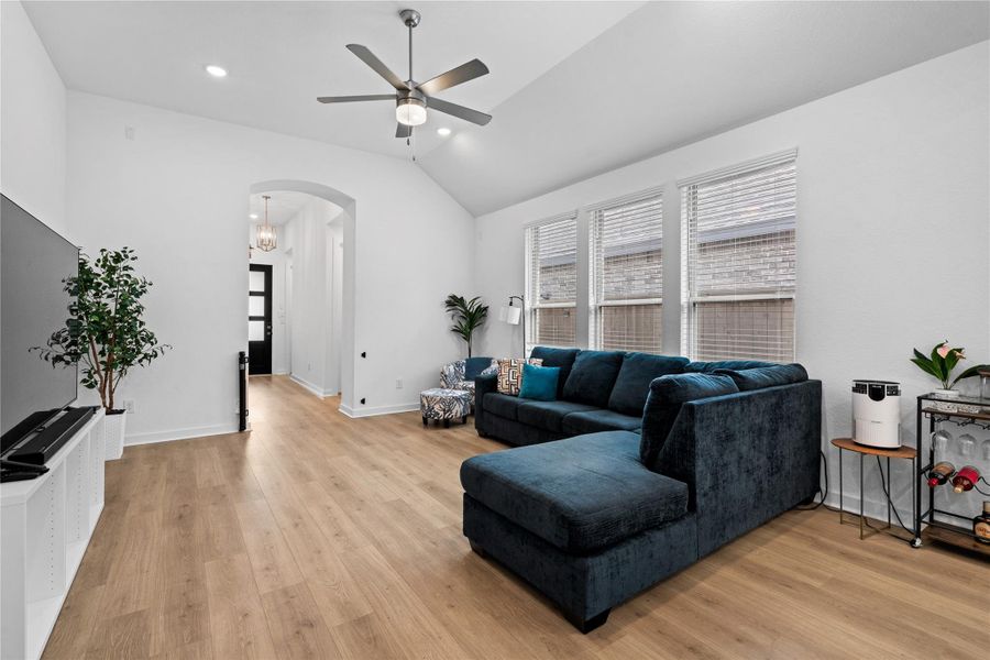 The space is open and inviting, leading to an entrance hallway. The space is open and inviting, leading to an entrance hallway.
