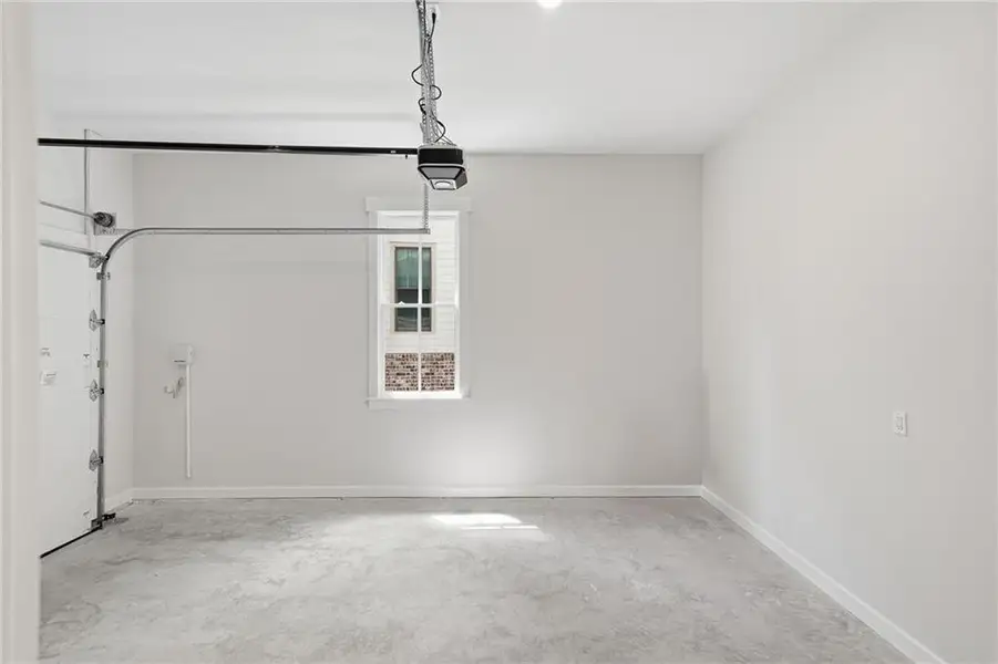 Spacious, unfurnished interior of a new home in Malone's Pond, Ball Ground (Image 41).