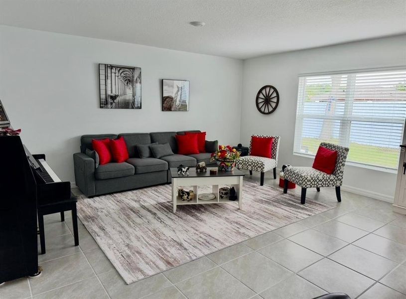 Furnished interior view inside a new home in , Ocala (Image 9).