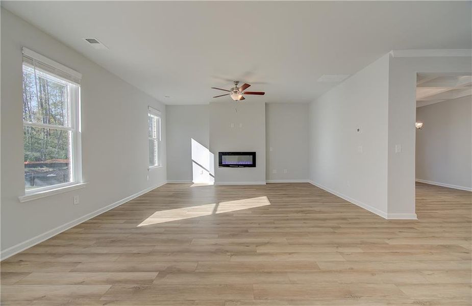 Spacious, unfurnished interior of a new home in Bowers Farm, McDonough (Image 19).