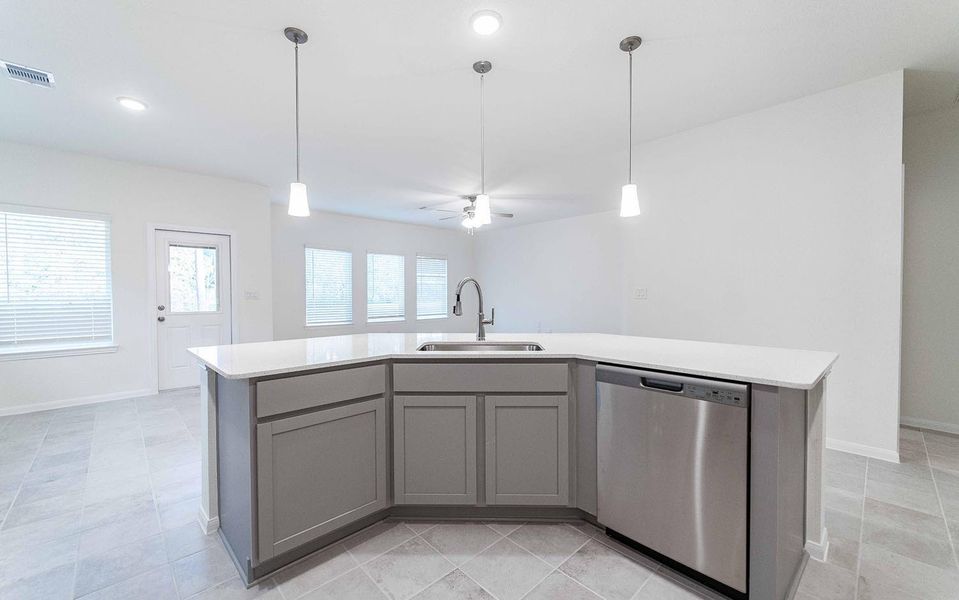 Furnished interior view inside a new home in Cielo, Cut and Shoot (Image 10). Furnished interior view inside a new home in Cielo, Cut and Shoot (Image 10).