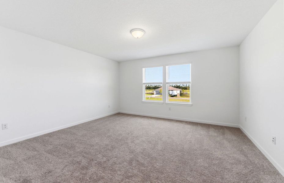 Spacious, unfurnished interior of a new home in Riverwood, Zephyrhills (Image 22).