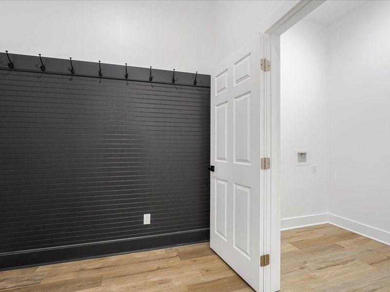 Spacious, unfurnished interior of a new home in , Dallas (Image 23).