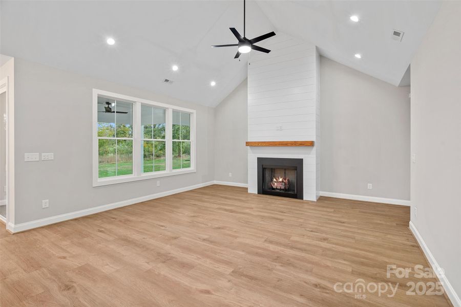 Spacious, unfurnished interior of a new home in , Harmony (Image 36).