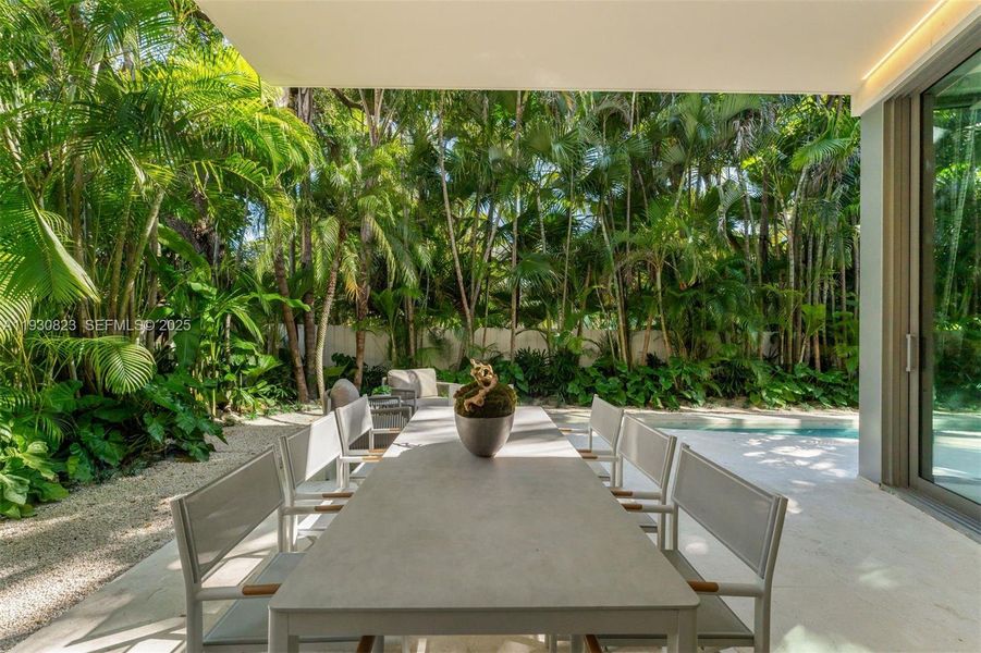 Exterior details and patio area of a home in , Miami (Image 38).