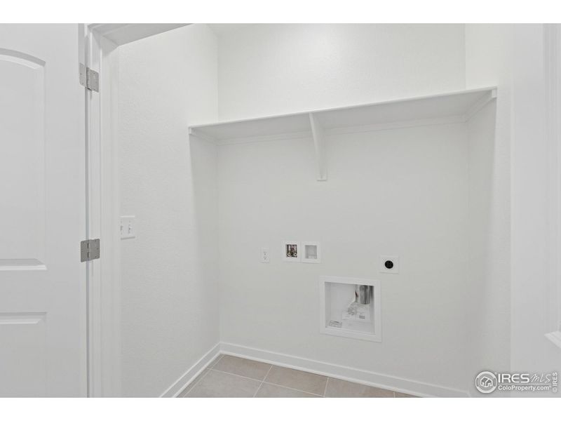 Spacious, unfurnished interior of a new home in , Loveland (Image 32).