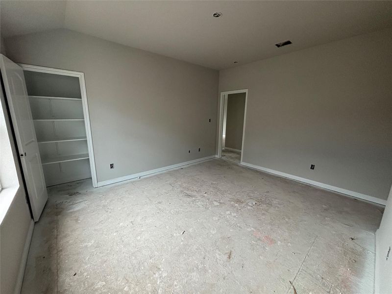 Spacious, unfurnished interior of a new home in Berry Creek Highlands, Georgetown (Image 28). Spacious, unfurnished interior of a new home in Berry Creek Highlands, Georgetown (Image 28).