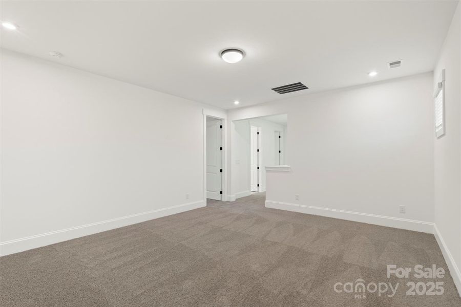 Spacious, unfurnished interior of a new home in Riverwalk, Rock Hill (Image 35).