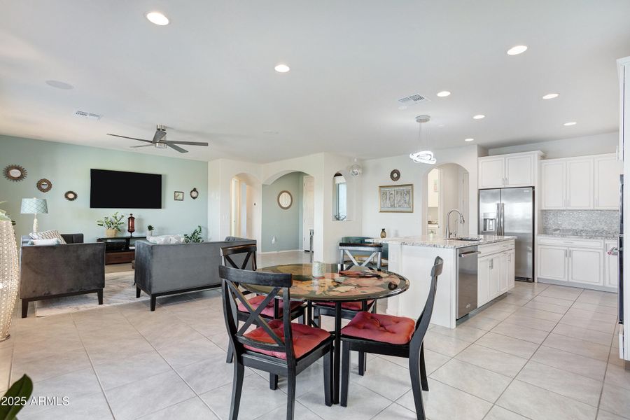 _F9A8153-2 _F9A8153-2