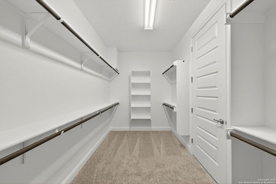 Spacious, unfurnished interior of a new home in , Castroville (Image 14).