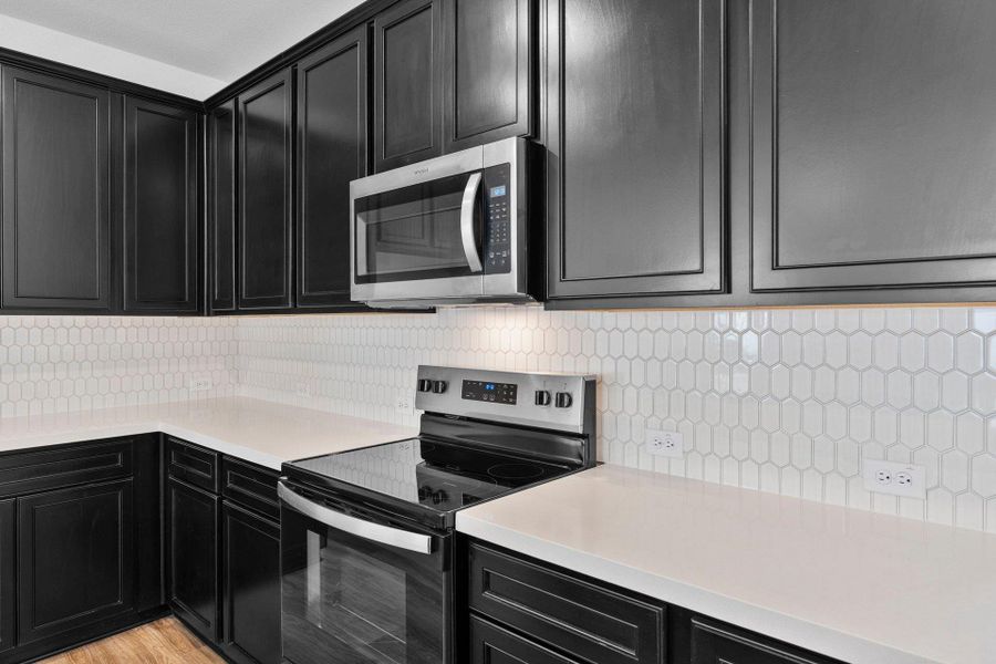 Beautiful finishes in Light & Bright Kitchen