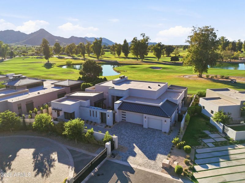 002_Aerial View 002_Aerial View