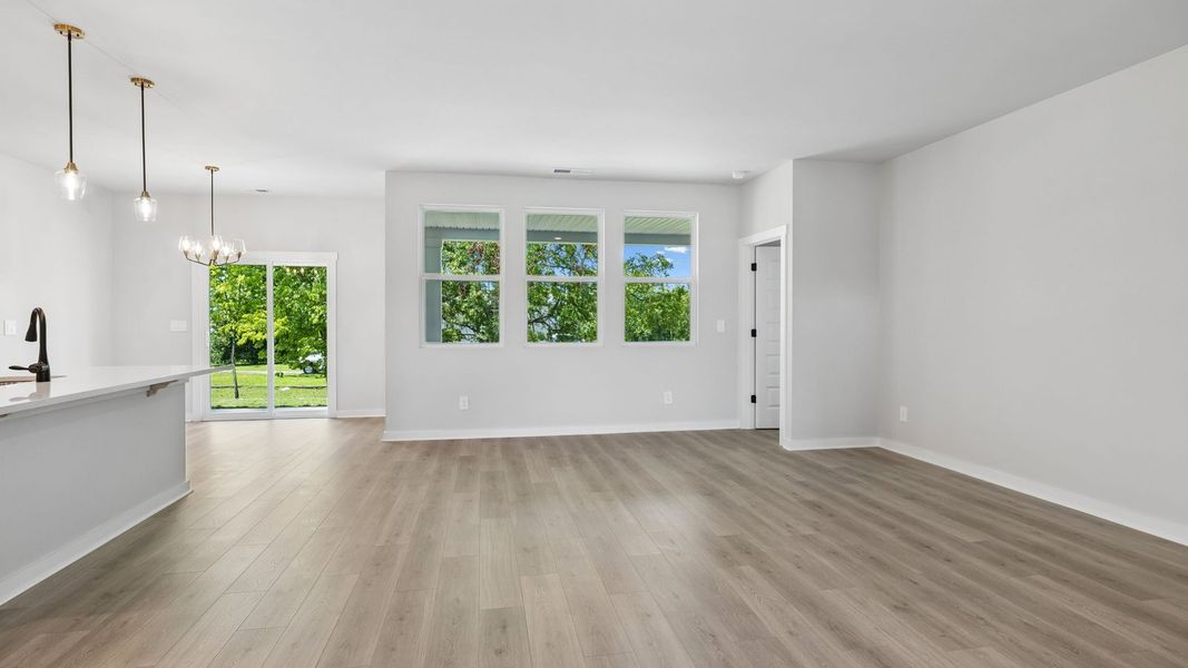 Representative unfurnished interior of a home built from the Ansley by D.R. Horton in Harvest Point, Spring Hill (Image 51).