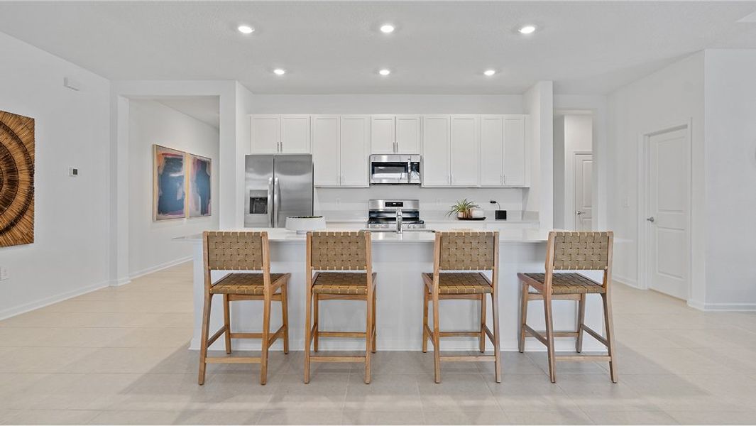 2911 Lakewood Kitchen 1of2 F1