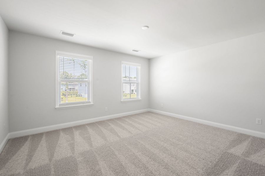 Spacious, unfurnished interior of a new home in Waterways, Richmond Hill (Image 44).