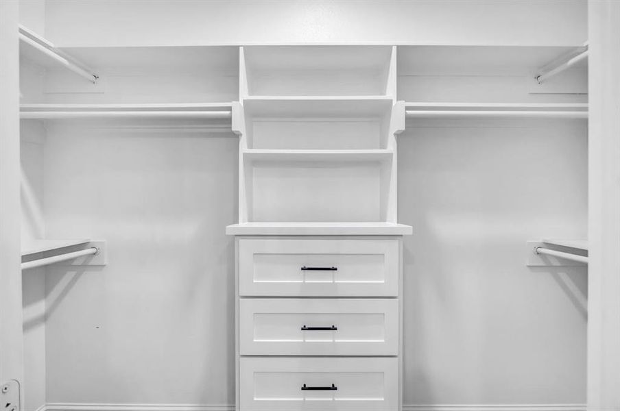 Furnished interior view inside a new home in , Tyler (Image 12).