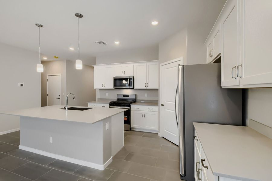 New Home in Maricopa, AZ.  - Slide 12