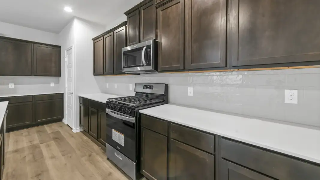 Furnished interior view inside a new home in Elevon, Lavon (Image 5).