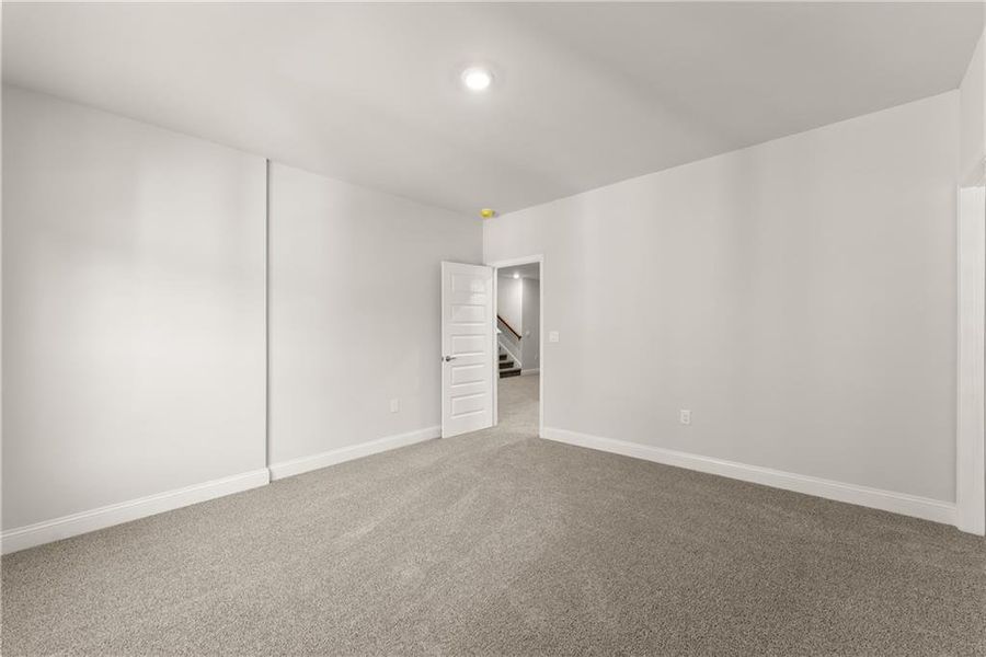 Spacious, unfurnished interior of a new home in Habersham Meadows, Demorest (Image 17).