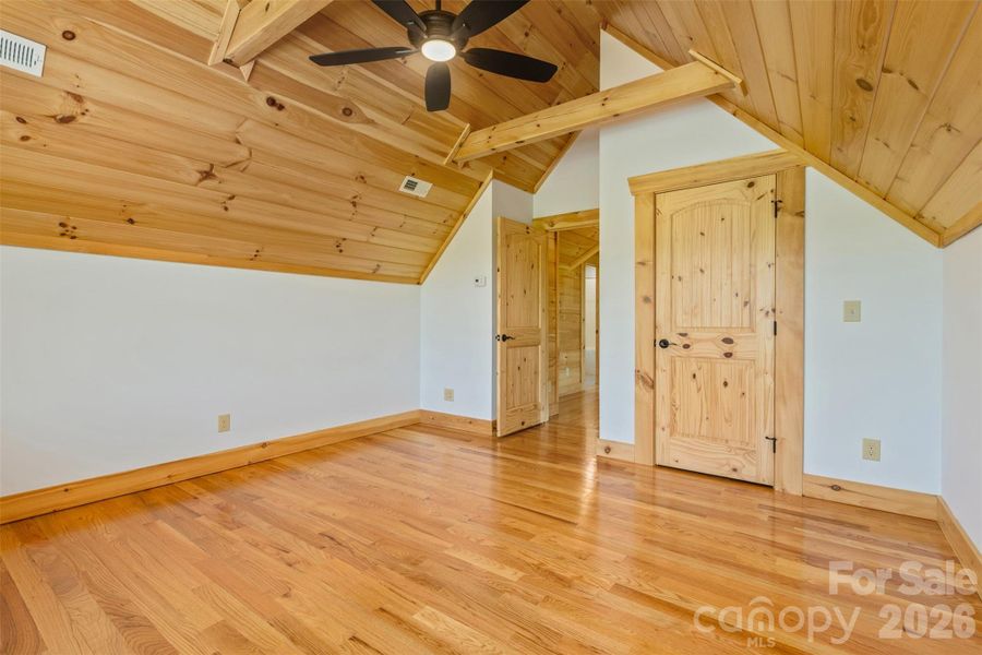 Spacious, unfurnished interior of a new home in , Nebo (Image 16). Spacious, unfurnished interior of a new home in , Nebo (Image 16).