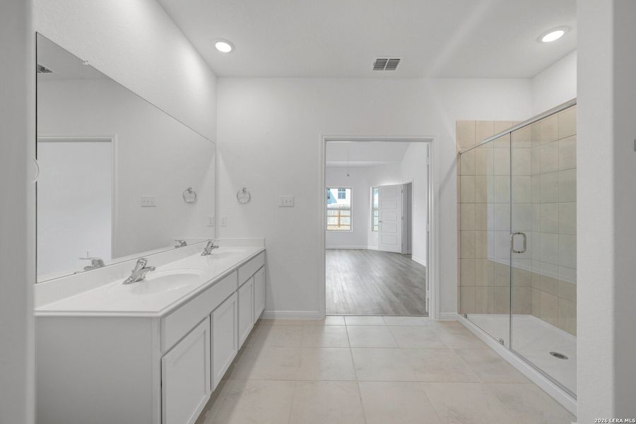 Furnished interior view inside a new home in Greenspoint Heights, Seguin (Image 15).