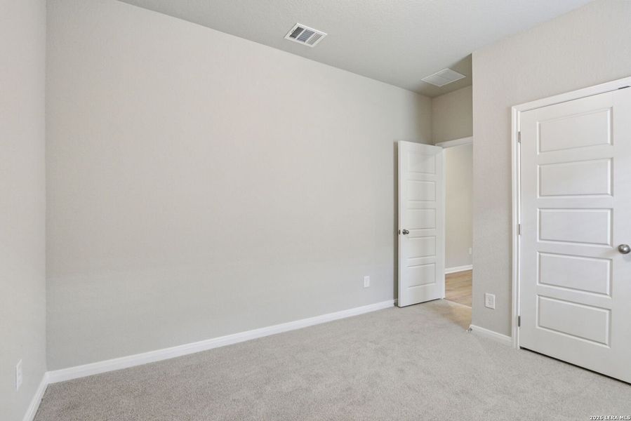 Spacious, unfurnished interior of a new home in Sagebrooke - Premier Series, San Antonio (Image 41).