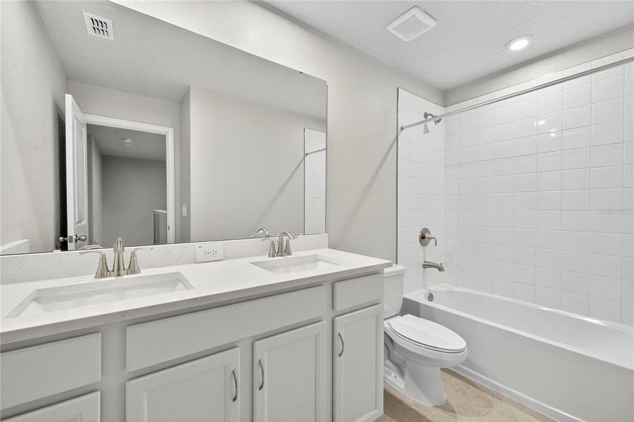 Furnished interior view inside a new home in Bloomingdale Townes, Brandon (Image 17).