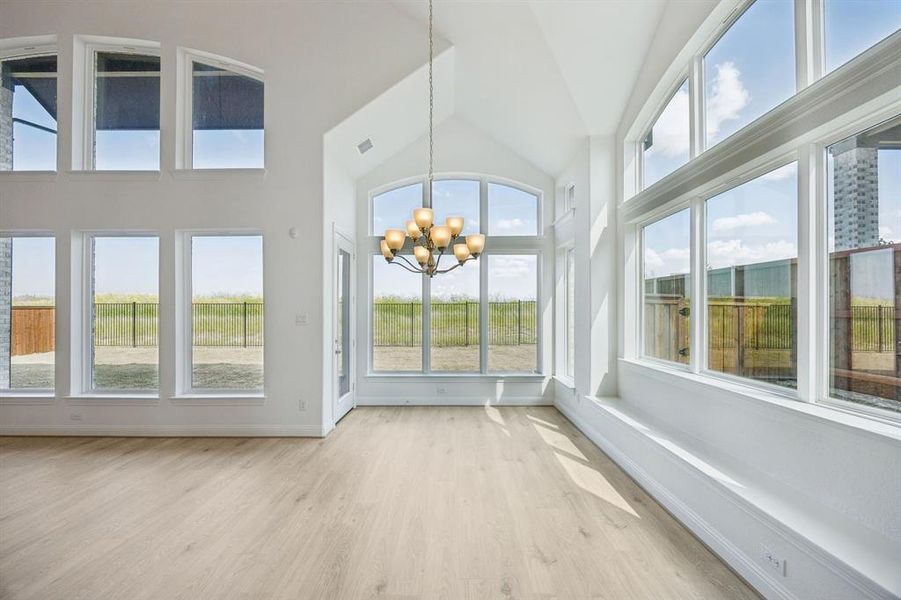 Spacious, unfurnished interior of a new home in Breezy Hill, Rockwall (Image 10). Spacious, unfurnished interior of a new home in Breezy Hill, Rockwall (Image 10).