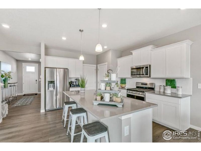 Furnished interior view inside a new home in Vantage, Berthoud (Image 5).
