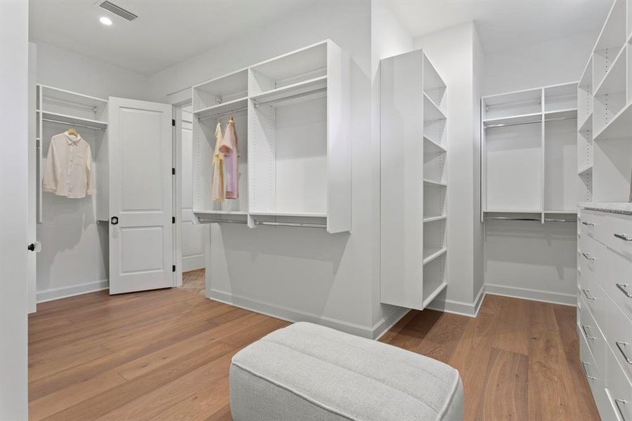 Furnished interior view inside a new home in , Tampa (Image 50).