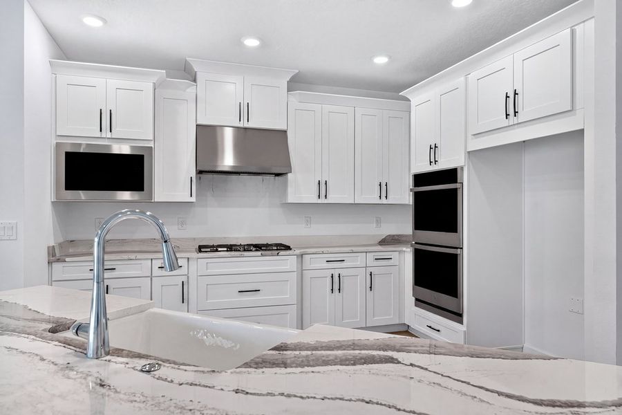 Furnished interior view inside a new home in Headwaters at Lofton Creek, Yulee (Image 8).