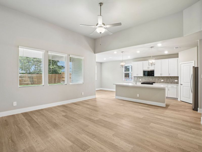 Spacious, unfurnished interior of a new home in Eastridge - Premier Series, McKinney (Image 12).