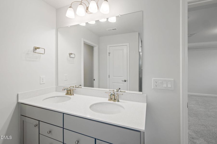 56-web-or-mls-P1119377