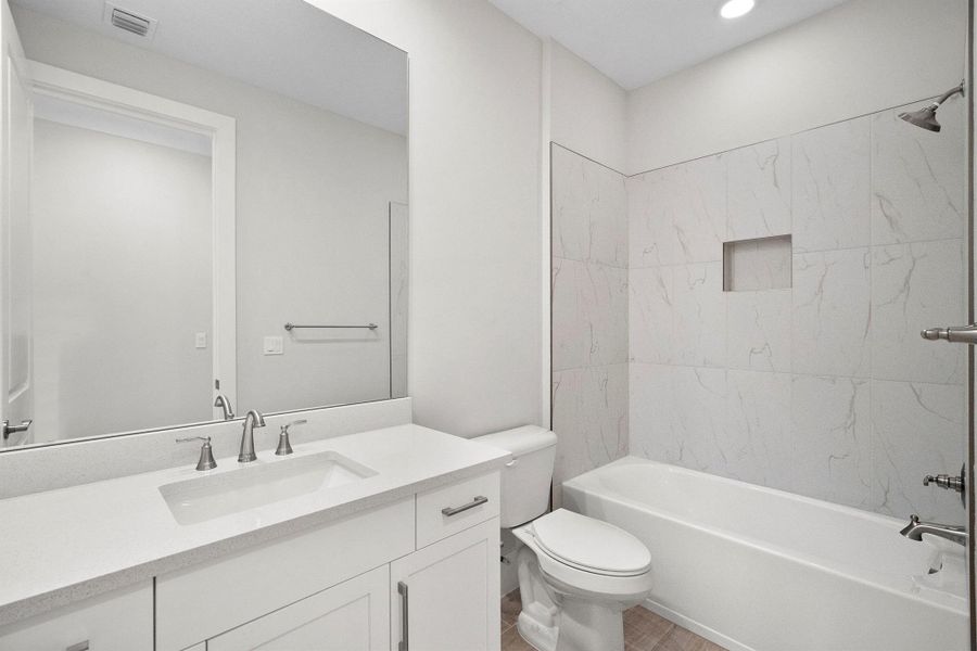 Image 13 of a home in Lucaya Pointe. Image 13 of a home in Lucaya Pointe.