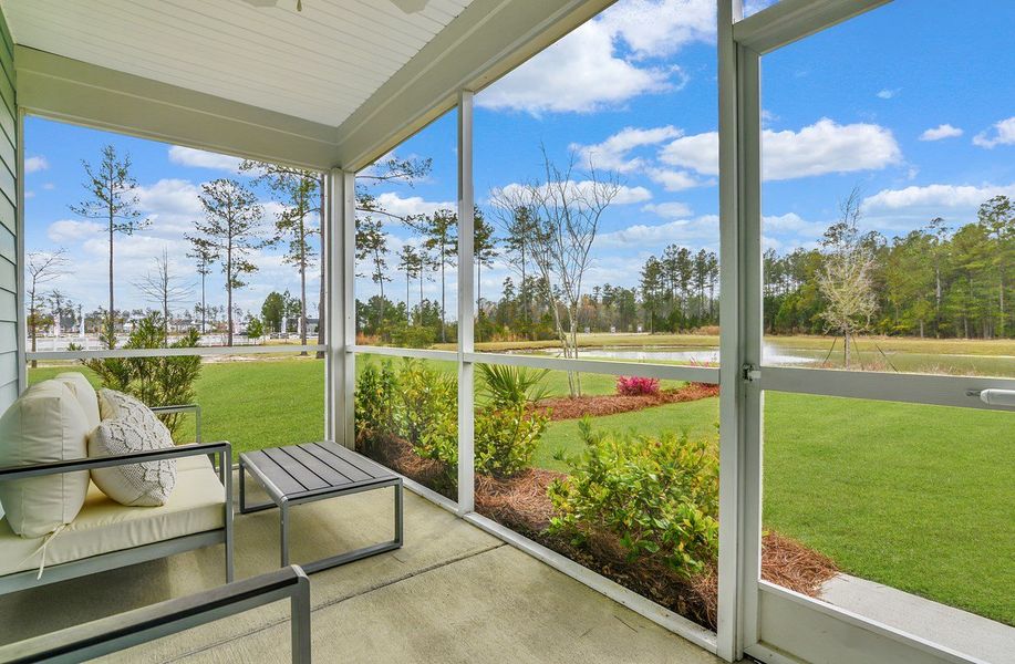 Holly II Screened Porch